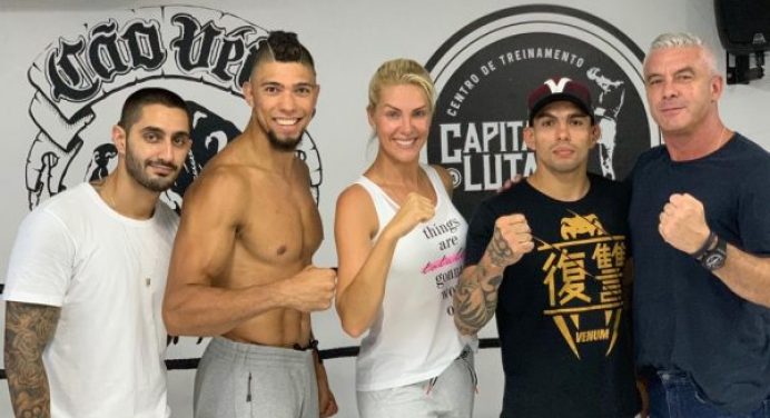 Johnny Walker finaliza camp para UFC 235 na academia de Ana Hickmann