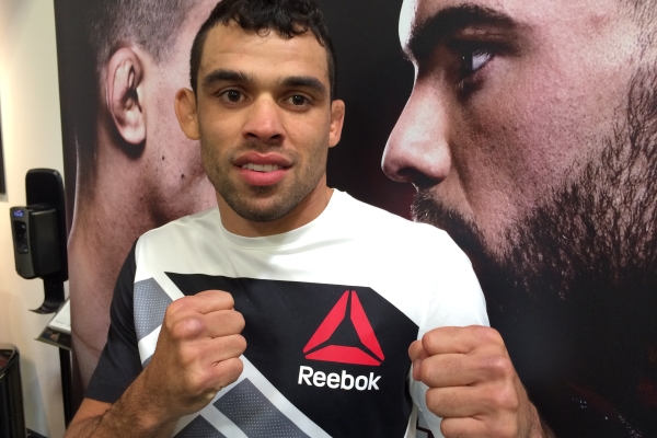 Em má fase, Renan ‘Barão’ sobe de categoria e enfrenta Douglas ‘D’Silva’ no UFC São Paulo