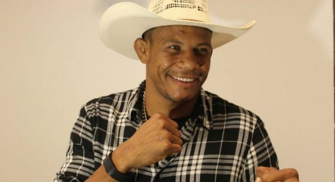 Em má fase no UFC, Alex ‘Cowboy’ afasta dúvidas sobre preparação no interior do RJ