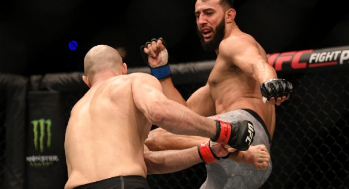 Cormier elogia Dominick Reyes e o vê com qualidades de impor problemas a Jones