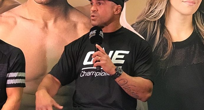 Roy Jones Jr. aceita desafio de Vitor Belfort: “Só me dizer quando e onde”