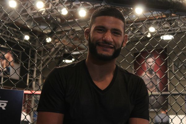 Dhiego Lima celebra estilo ‘brigador’ de adversário no UFC Miami: “Gosto assim”