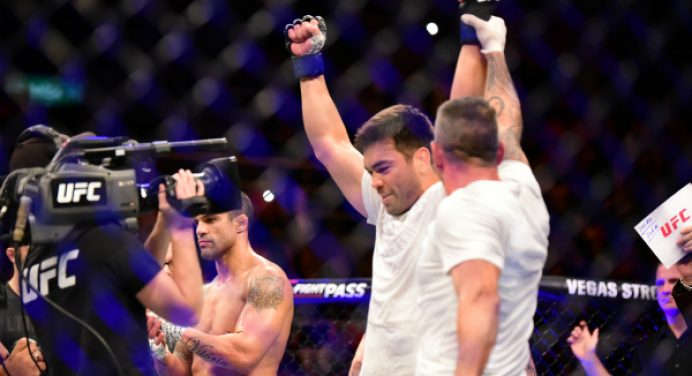 Lyoto Machida enaltece popularidade de Sonnen: “Ele sabe como vender a luta”