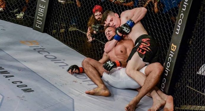 Impressionado com UFC, Turman planeja surpreender com trocação na estreia