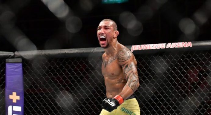 Raoni Barcelos celebra ‘ano perfeito’ e projeta entrada no ranking do UFC em 2020