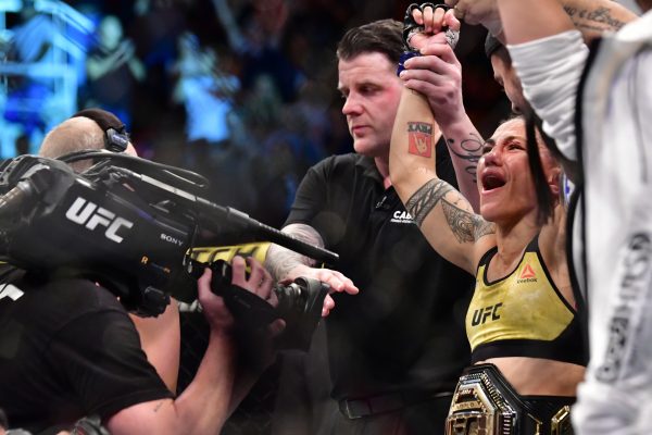 Nova campeã do UFC, Jéssica ‘Bate-Estaca’ é assaltada em Niterói