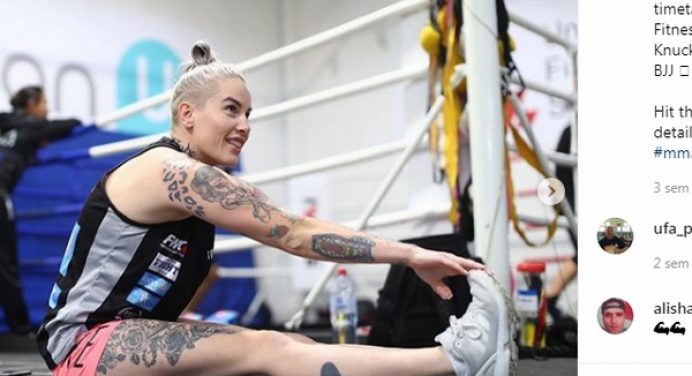 Campeã no boxe sem luvas, Bec Rawlings assina com o Bellator