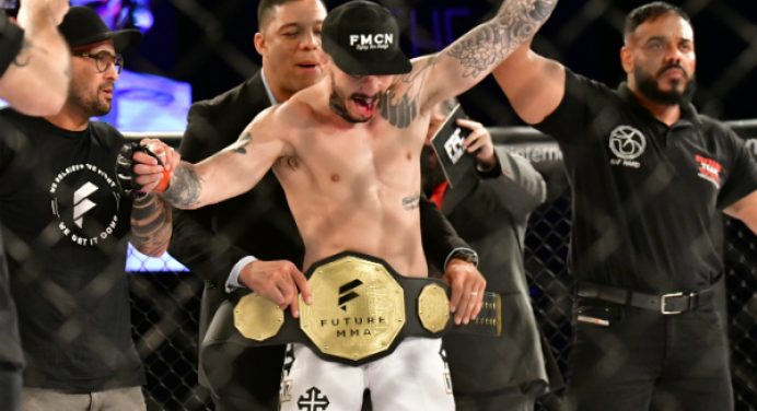 Motorista de aplicativo, Luiz Cado conquista cinturão inédito do ‘Future MMA’