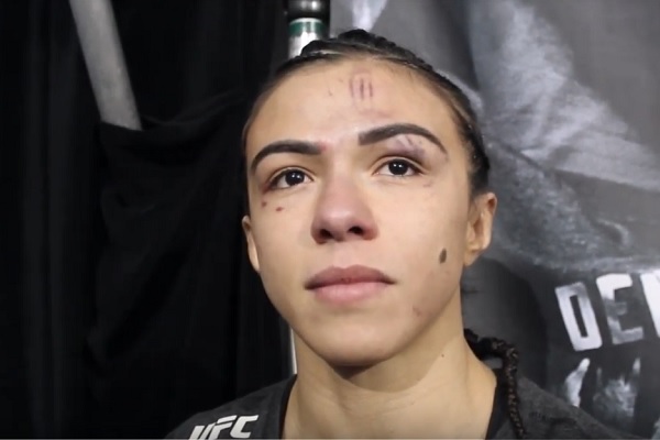Claudia Gadelha projeta trilogia contra ex-campeã do UFC: “O foco é ela”