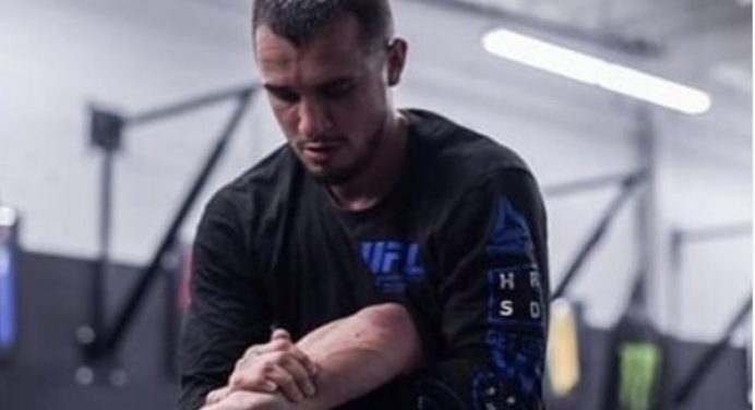 Myles Jury enfrenta ex-campeão do UFC na estreia pelo Bellator