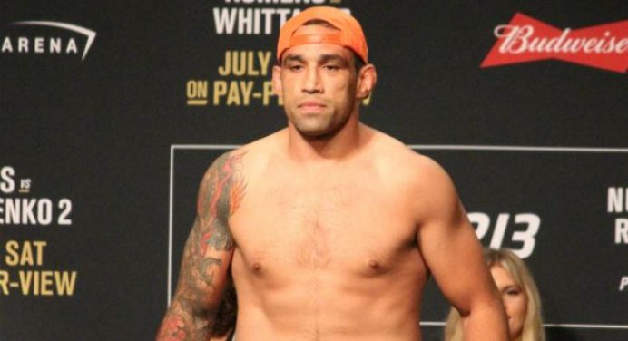 Indeciso sobre renovação com o UFC, Werdum cogita nova luta com Fedor no futuro