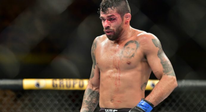 Fim da linha! Ex-campeão Renan ‘Barão’ é dispensado pelo UFC após quinta derrota seguida