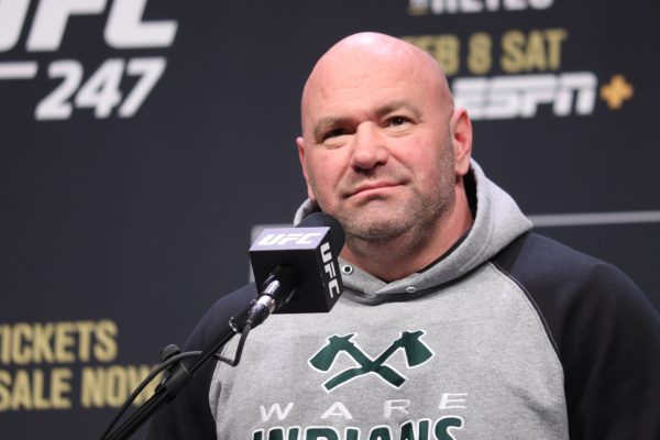 Presidente do UFC confirma evento do dia 30 de maio em Las Vegas, diz site