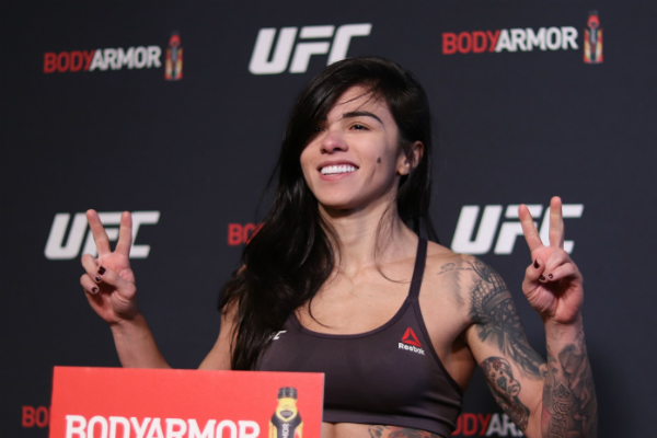Após ter luta cancelada no UFC 246, Cláudia Gadelha desabafa nas redes sociais; veja
