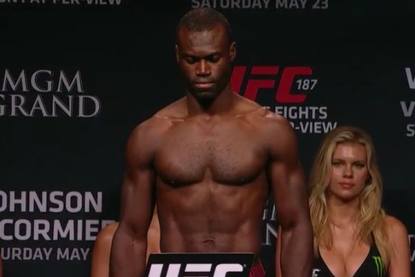 Uriah Hall acusa o campeão Israel Adesanya de “procurar lutas fáceis” no UFC