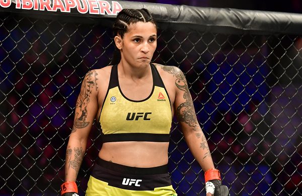Vanessa Melo admite indecisão sobre luta no UFC com medo de prejudicar saúde dos pais