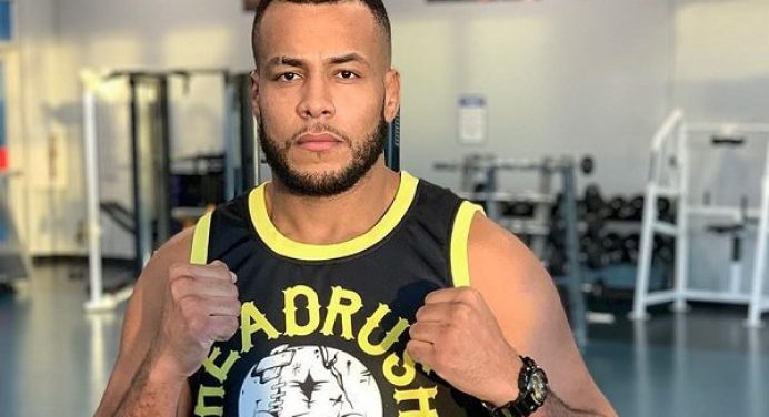 Empolgado com atuação em estreia no UFC, ‘Zé Colmeia’ revela meta de entrar no top 15