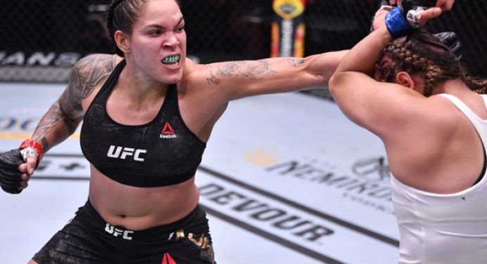 Amanda Nunes recebe mais de R$ 2 milhões após manter título peso-pena no UFC 250