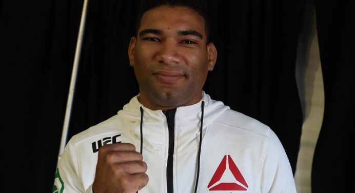 Herbert valoriza experiência no UFC Apex para festejar vitória sobre Dunham e desafia Ryan Hall