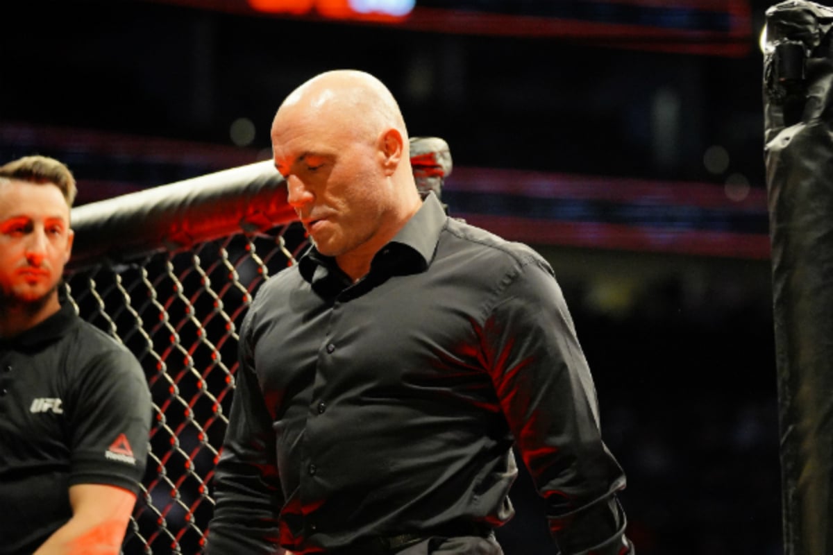 Dana nega rumores e diz que decisão de não trabalhar no UFC 271 foi de Joe Rogan