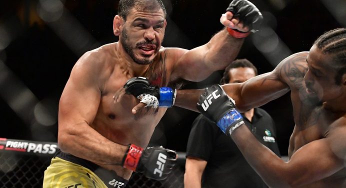 Aposentadoria! ‘Minotouro’ promete lutão contra Shogun em sua despedida do MMA