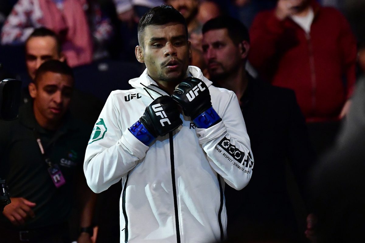 Córner improvisado! Raulian Paiva terá ajuda da equipe de Elizeu ‘Capoeira’ no UFC 251