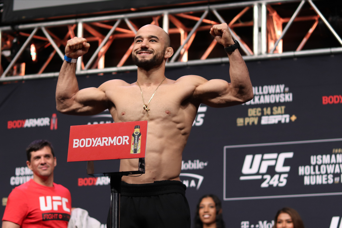 Marlon Moraes engrossa lista de brasileiros do UFC a testarem positivo para COVID-19