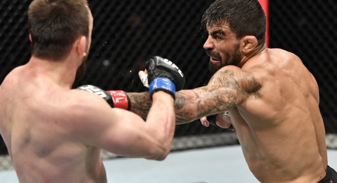 Elizeu ‘Capoeira’ promete pedir revisão de derrota polêmica no UFC 251