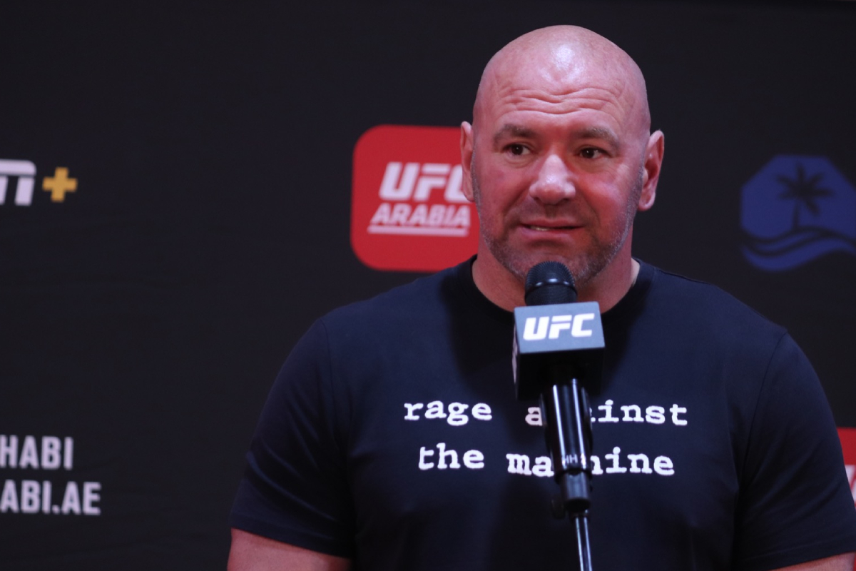 Preocupado com quarentena nos EUA, Dana cogita adotar Abu Dhabi como sede do UFC