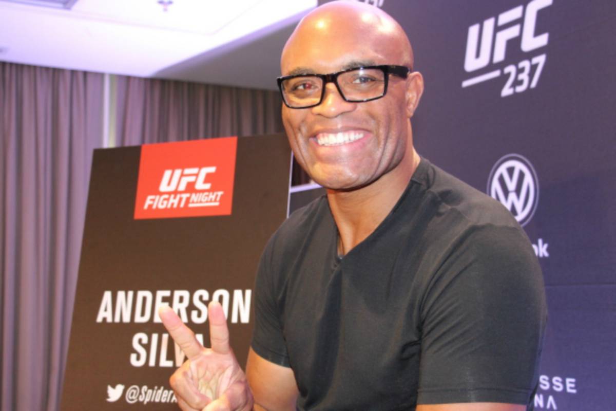 Dórea destaca felicidade de Anderson ao realizar sonho e prevê novas lutas no boxe