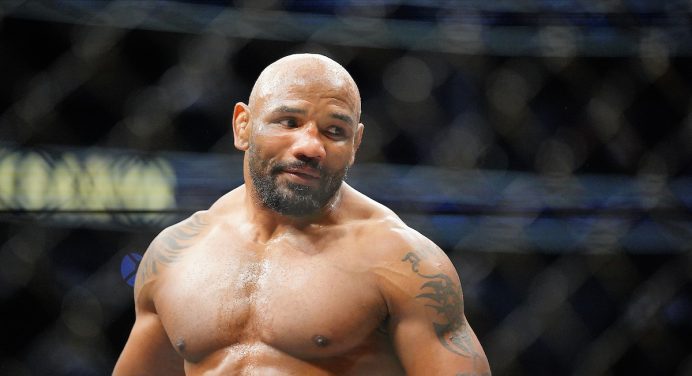 Yoel Romero está fora de duelo contra Uriah Hall dia 22 de agosto, diz site