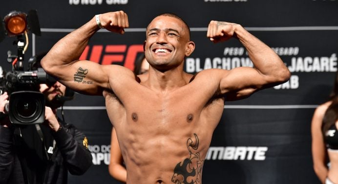 ‘Serginho’ Moraes estreia no Taura MMA diante de Jared Revel em outubro