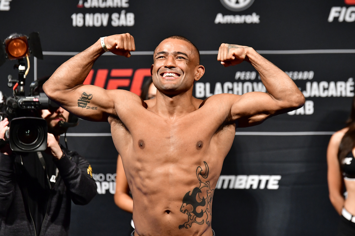 ‘Serginho’ Moraes estreia no Taura MMA diante de Jared Revel em outubro
