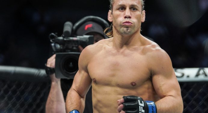 Urijah Faber relembra chutes de José Aldo e decreta: “Pior dor que já senti”