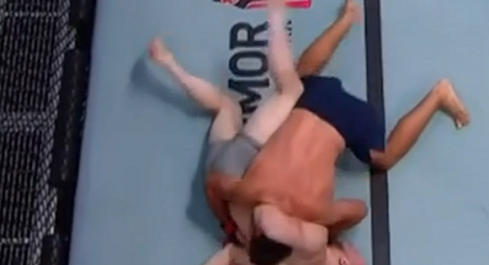 Imagem forte! Lutador tem lesão chocante em edição do Contender Series; veja