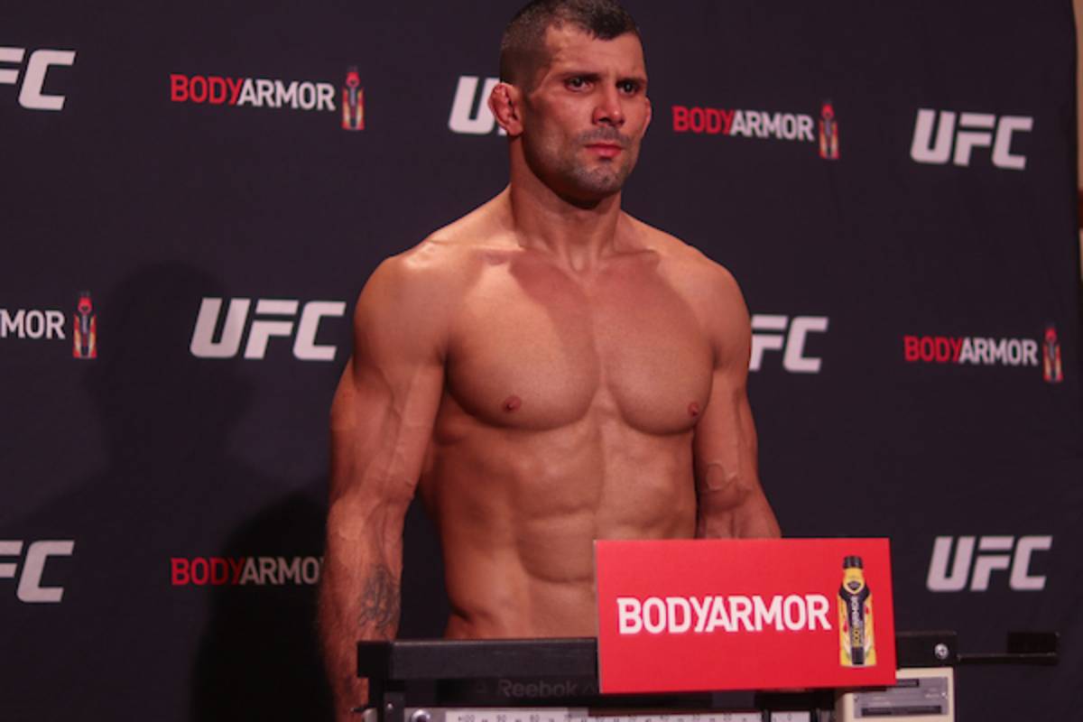 Com COVID-19, rival de Rodolfo Vieira anuncia que luta foi remarcada para o UFC 258