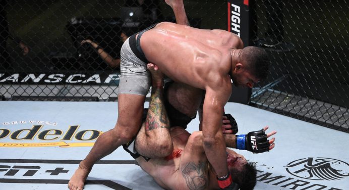 Sakai começa melhor, mas cansa e é nocauteado por Overeem no último round