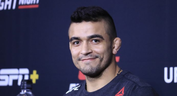 De olho em vaga no top 15 do UFC, ‘Sergipano’ pede luta contra russo em 2020