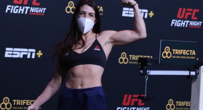 Mackenzie Dern dá aula de MMA para casal de cantores Lexa e Mc Guimê; veja