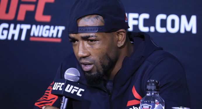 Bobby Green é suspenso por seis meses após flagra em exame antidoping