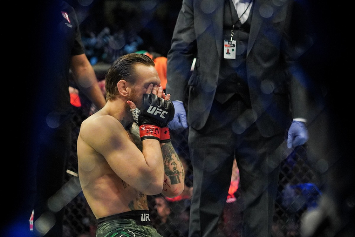 Conor McGregor indica que luta de boxe com Pacquiao vai acontecer em 2021