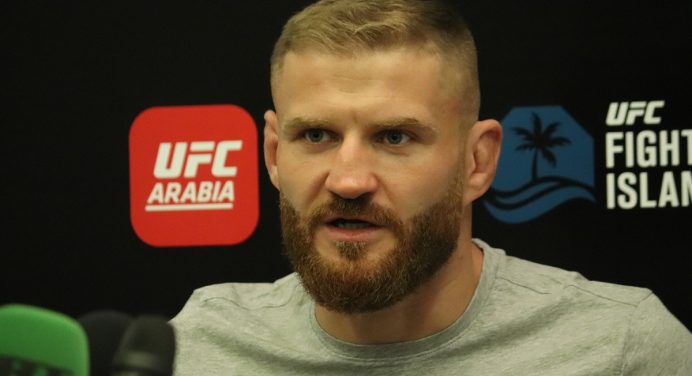 Jan Blachowicz promete provar que é melhor que Jon Jones no UFC 253