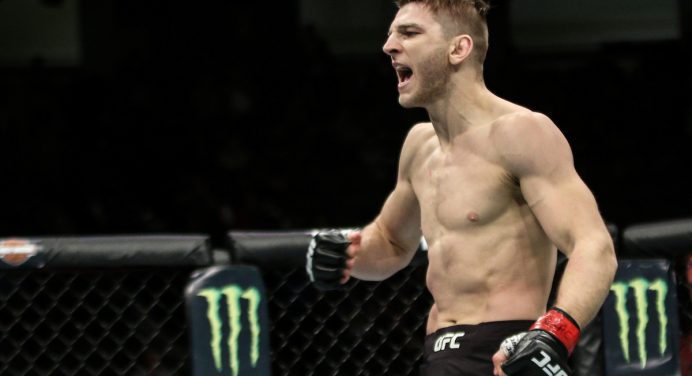 Dan Hooker almeja ‘recompensa’ do UFC em caso de vitória sobre Michael Chandler