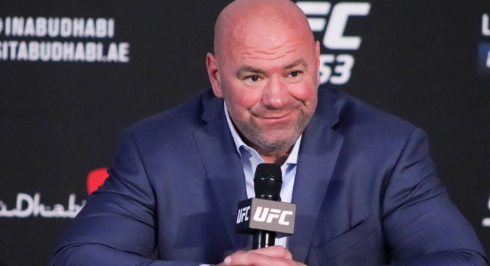 Dana admite ter ficado impressionado com evolução e vitória de ex-campeão do UFC