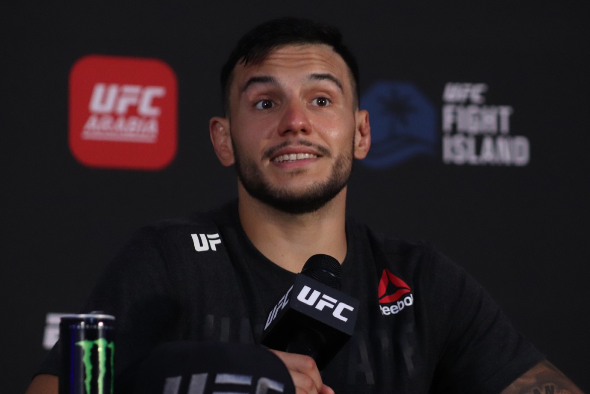 Luigi Vendramini explica emoção após nocaute no UFC e dedica vitória para a família