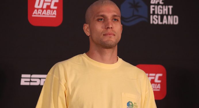 Brian Ortega elogia Volkanovski e reforça desejo por revanche contra Holloway