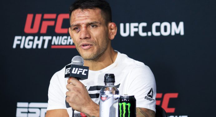 Dos Anjos admite ‘último tiro’ pelo título e se coloca como maior ameaça a ‘Do Bronx’