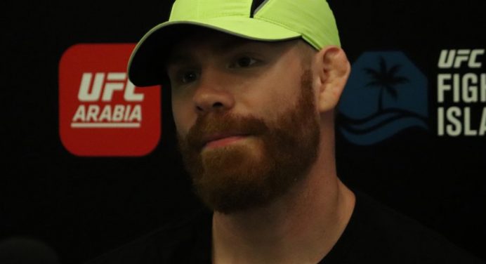 Paul Felder preenche vaga e aceita duelo contra Rafael dos Anjos no UFC