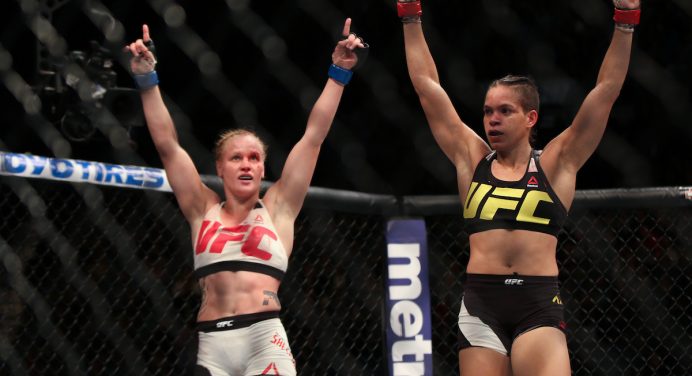 Valentina aposta em trilogia com Amanda Nunes no futuro: “Acho que seria lógico”