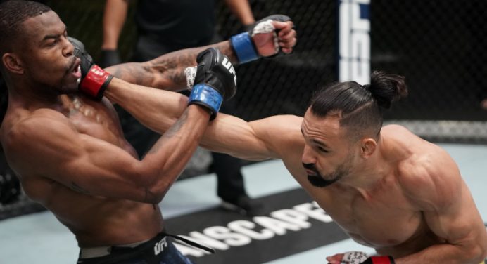 Sem espaço para ‘golpes acrobáticos’, Michel Pereira vence por pontos no UFC Vegas